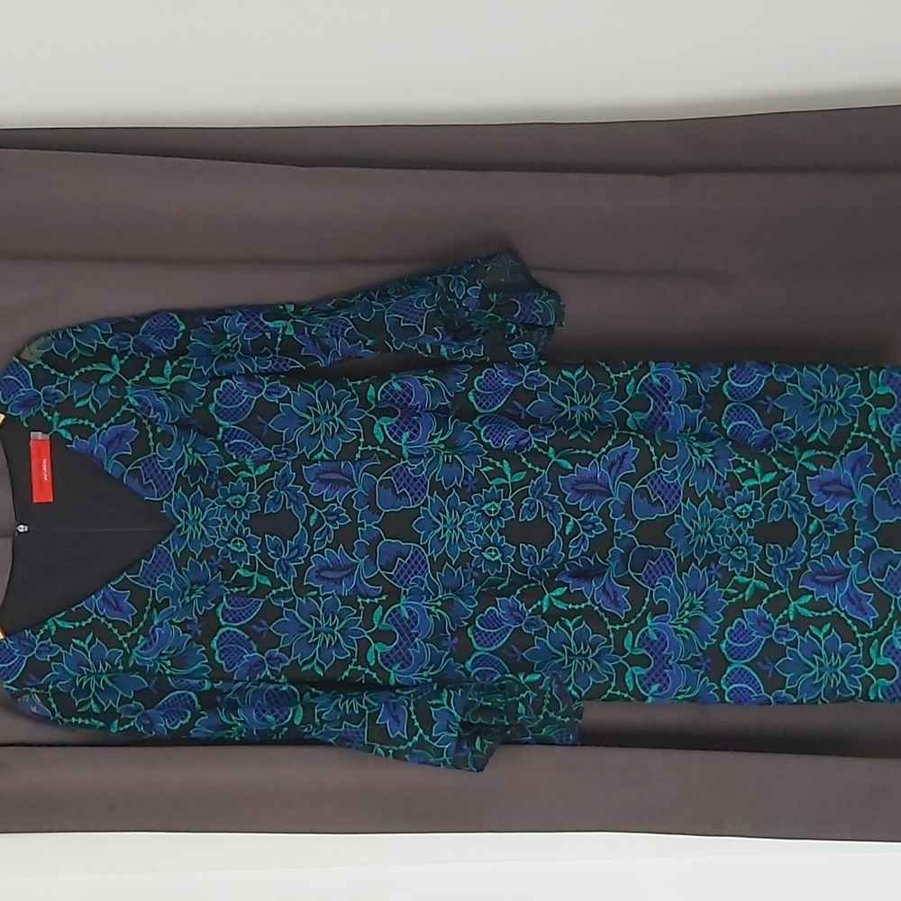 Carmen Marc Valvo dress - Picture 11 of 11